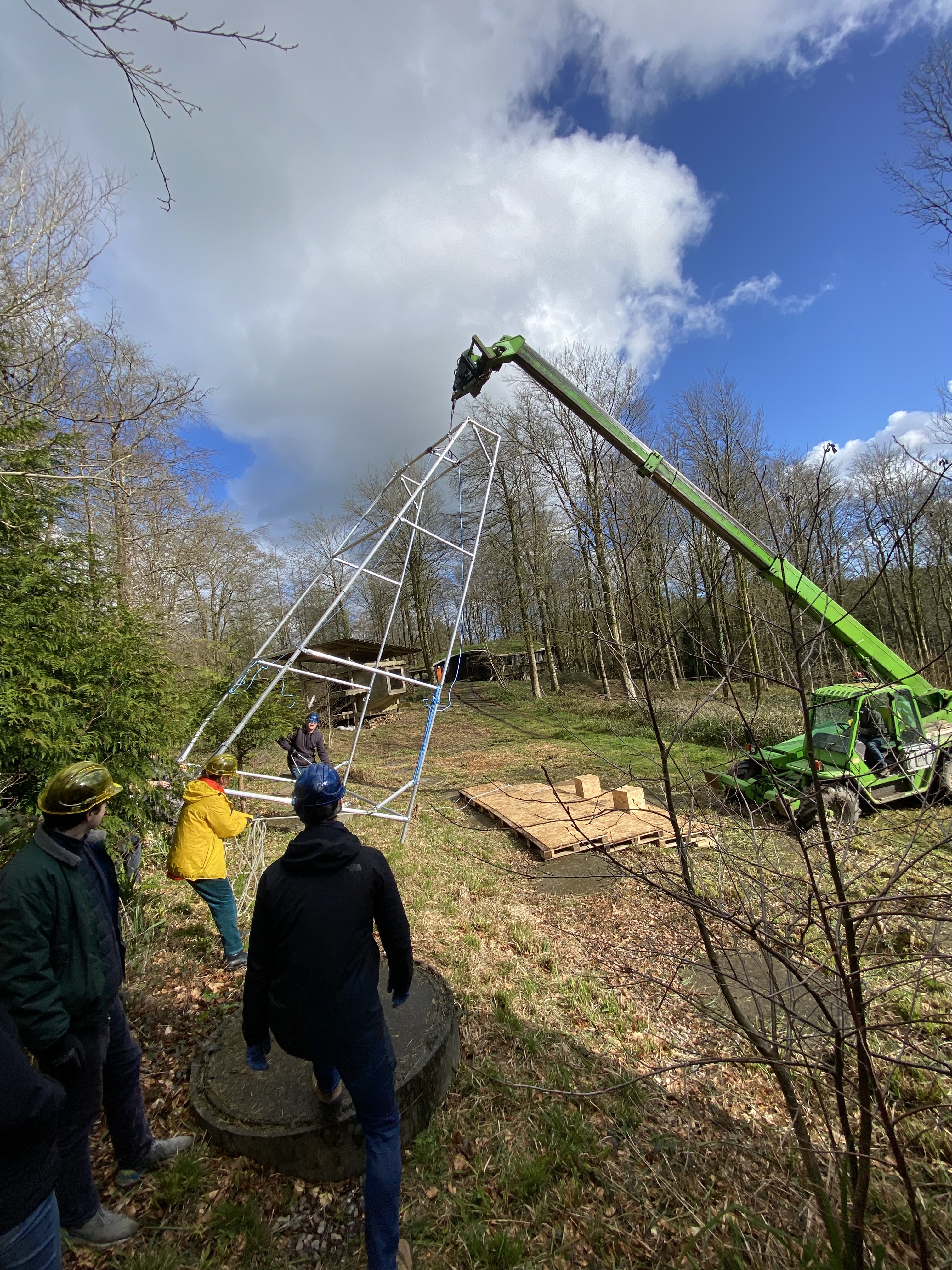 14_putting_the_frame_into_its_final_position 14_putting_the_frame_into_its_final_position